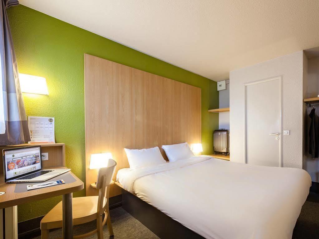 B&B Hotel Auray Carnac エクステリア 写真