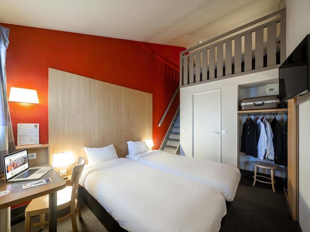 B&B Hotel Auray Carnac エクステリア 写真