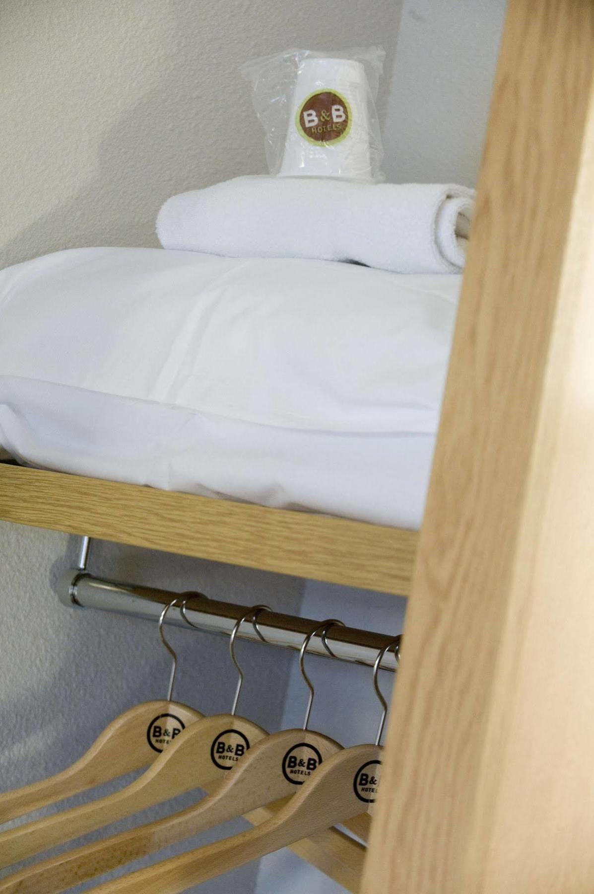 B&B Hotel Auray Carnac エクステリア 写真