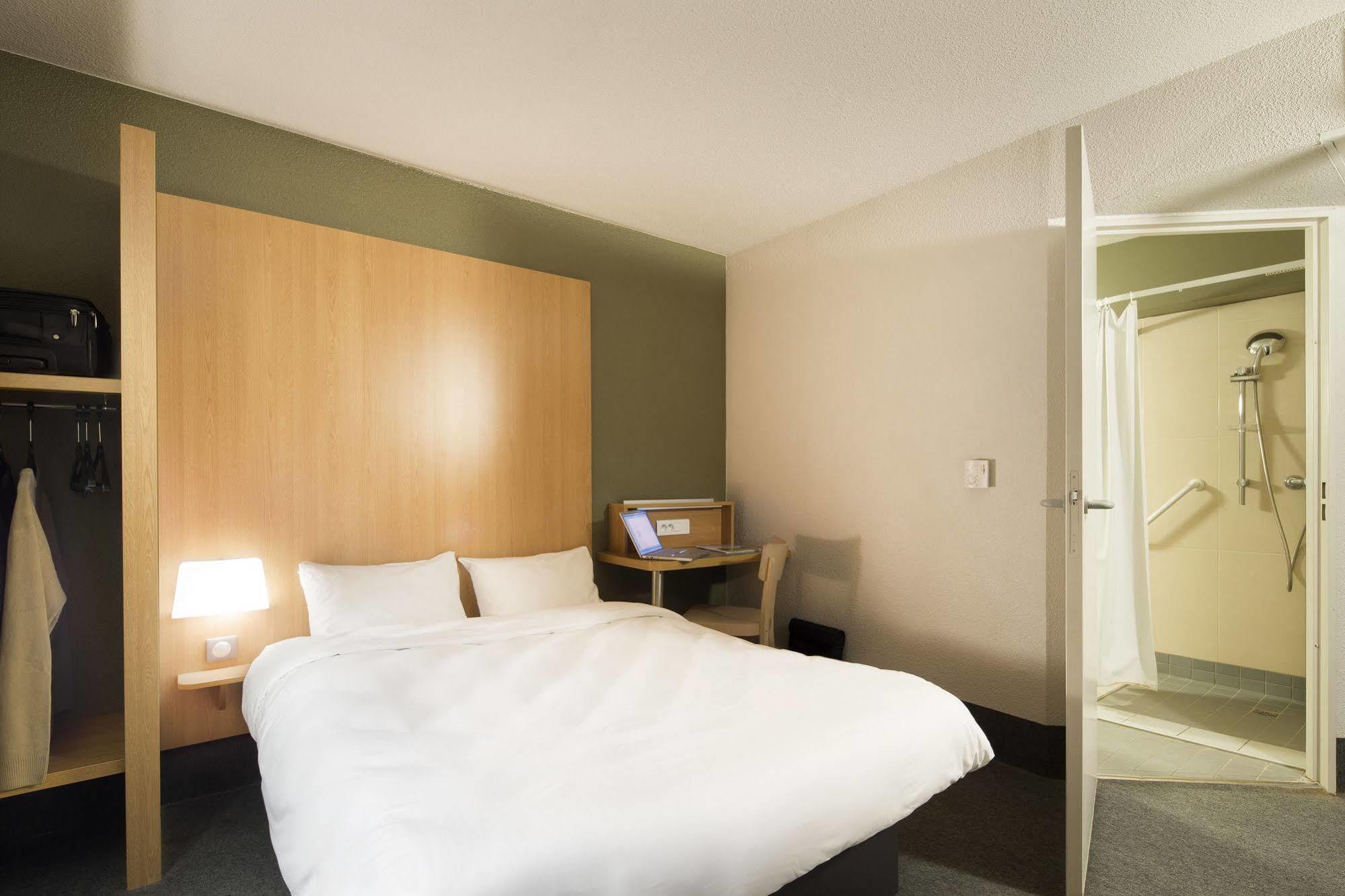 B&B Hotel Auray Carnac エクステリア 写真
