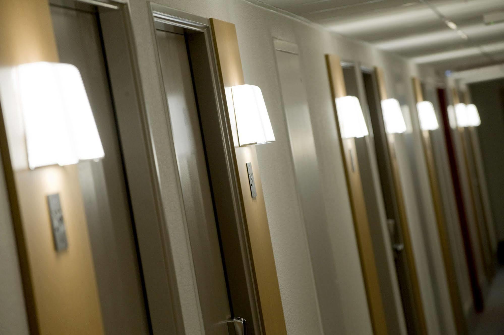 B&B Hotel Auray Carnac エクステリア 写真